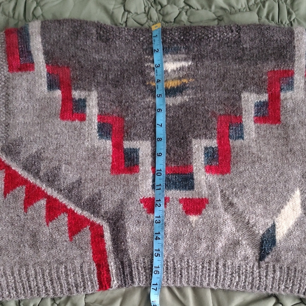 Geometric Patterned Gray Sweater - image 5